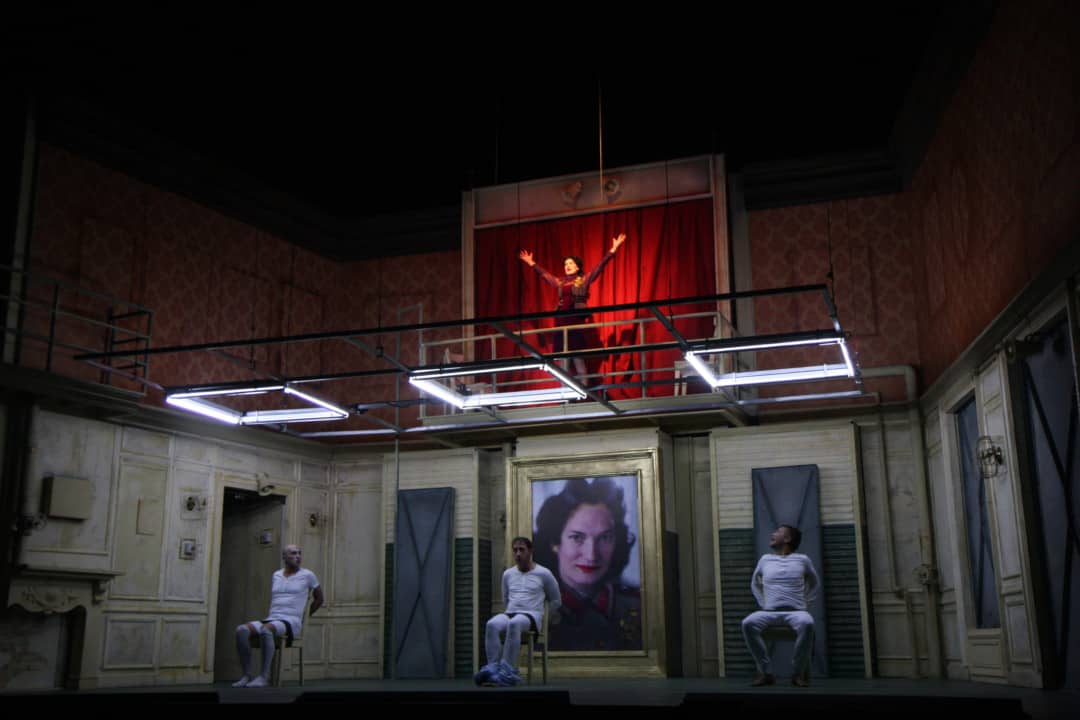 'The Physicists' performed at The Hungarian Theatre of Cluj, Romania | set design: Steven C. Kemp