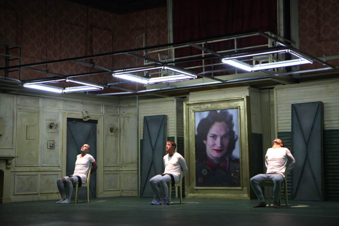 'The Physicists' performed at The Hungarian Theatre of Cluj, Romania | set design: Steven C. Kemp